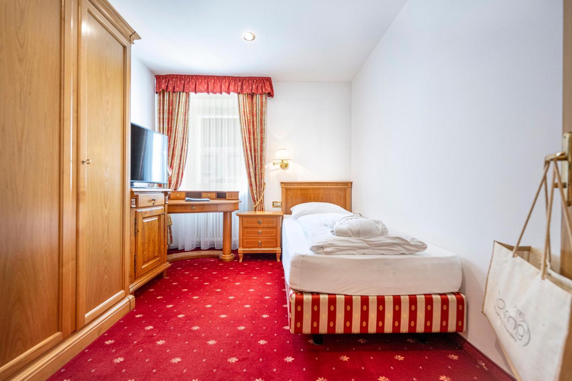 Hotel Touring Dolomites Santa Cristina Val Gardena Esterno foto