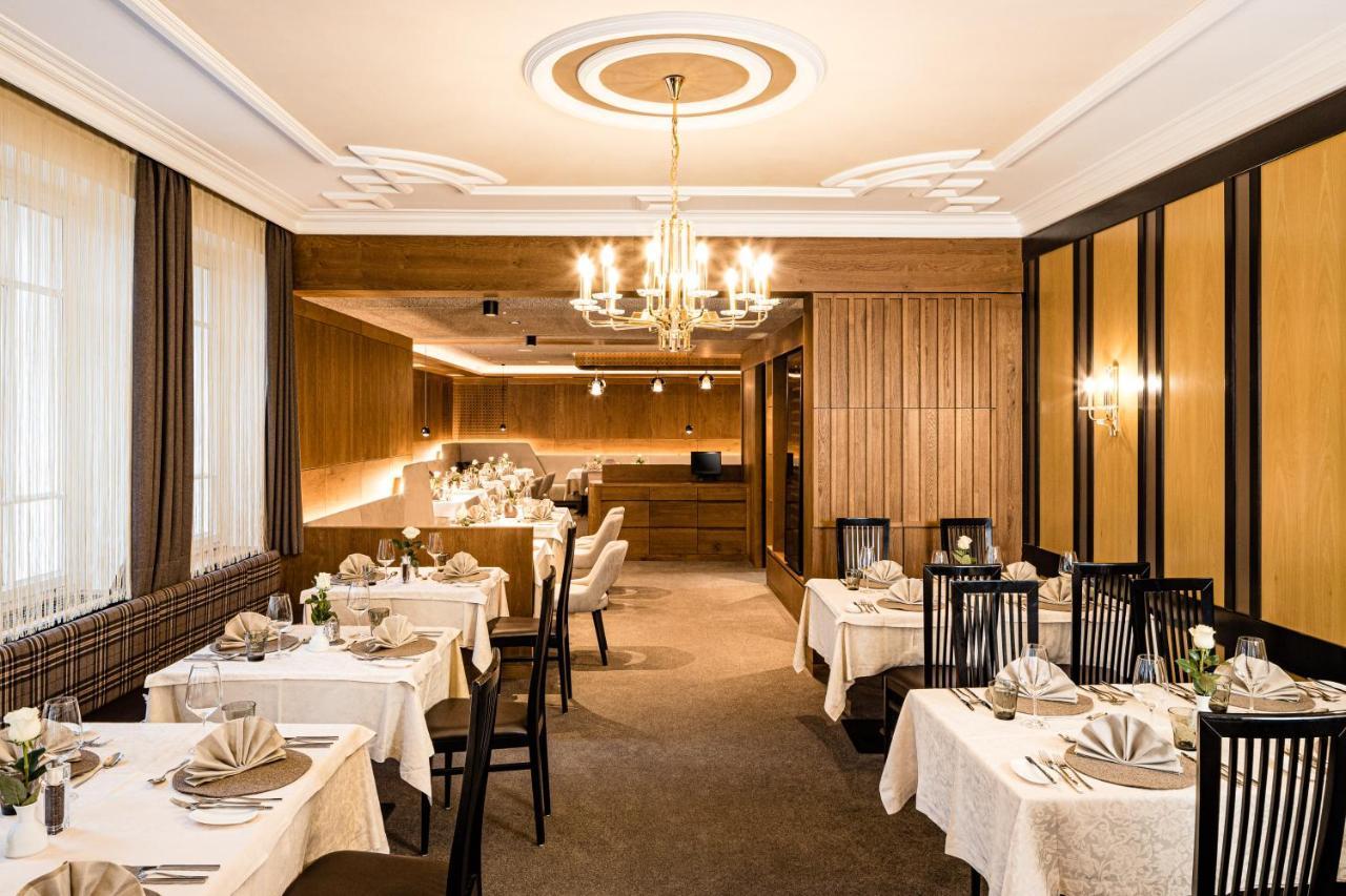 Hotel Touring Dolomites Santa Cristina Val Gardena Esterno foto