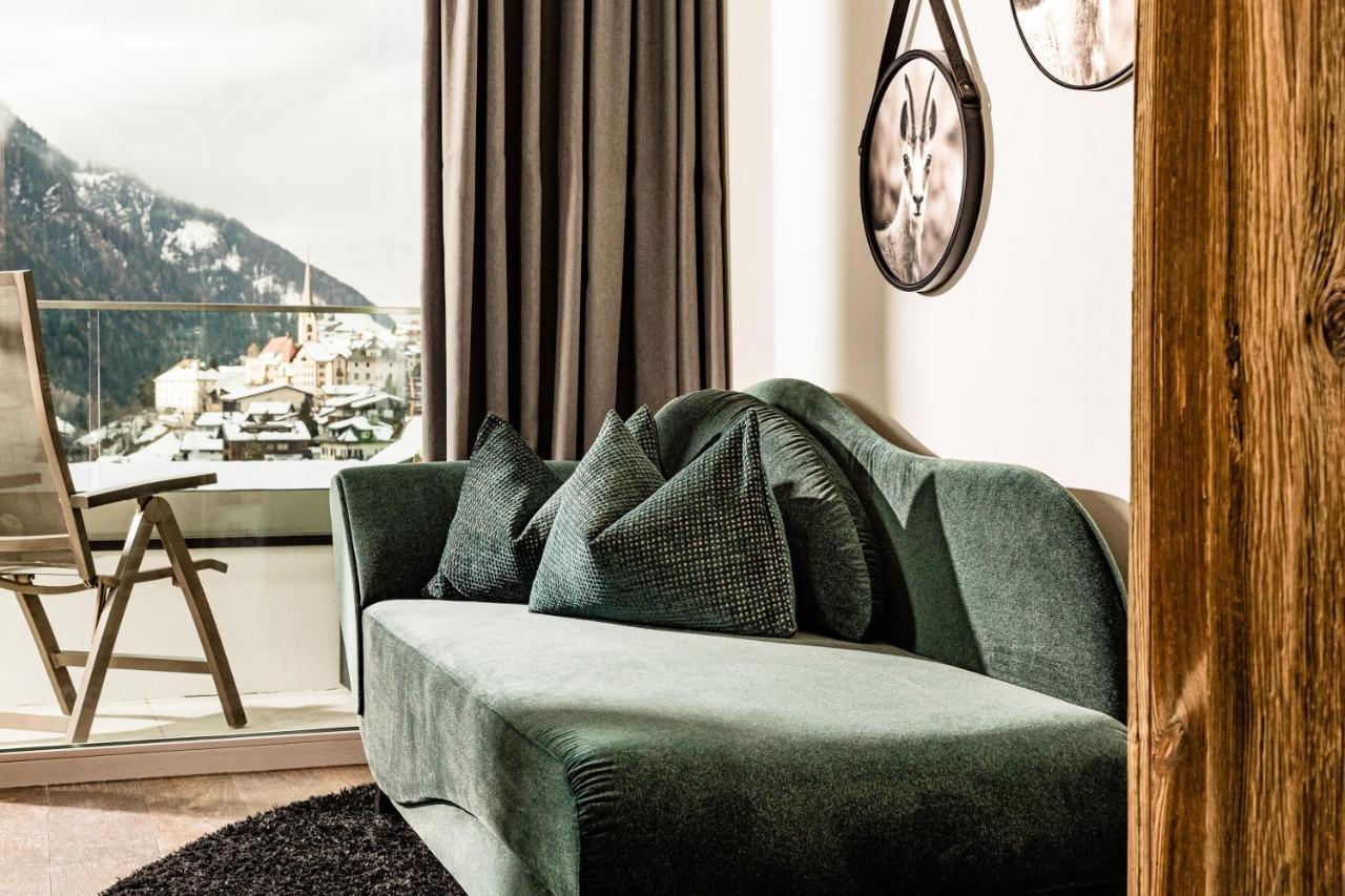 Hotel Touring Dolomites Santa Cristina Val Gardena Esterno foto